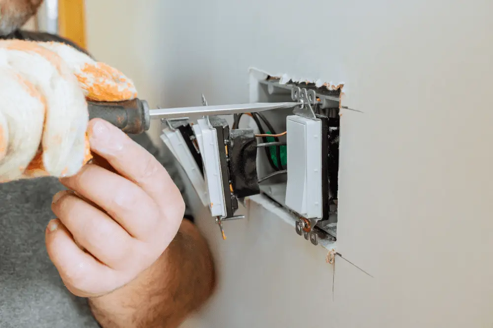 Outlet and Receptacle Repairs