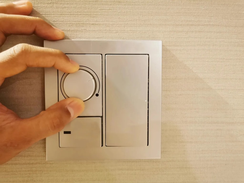 Smart Dimmer Switch Installation_