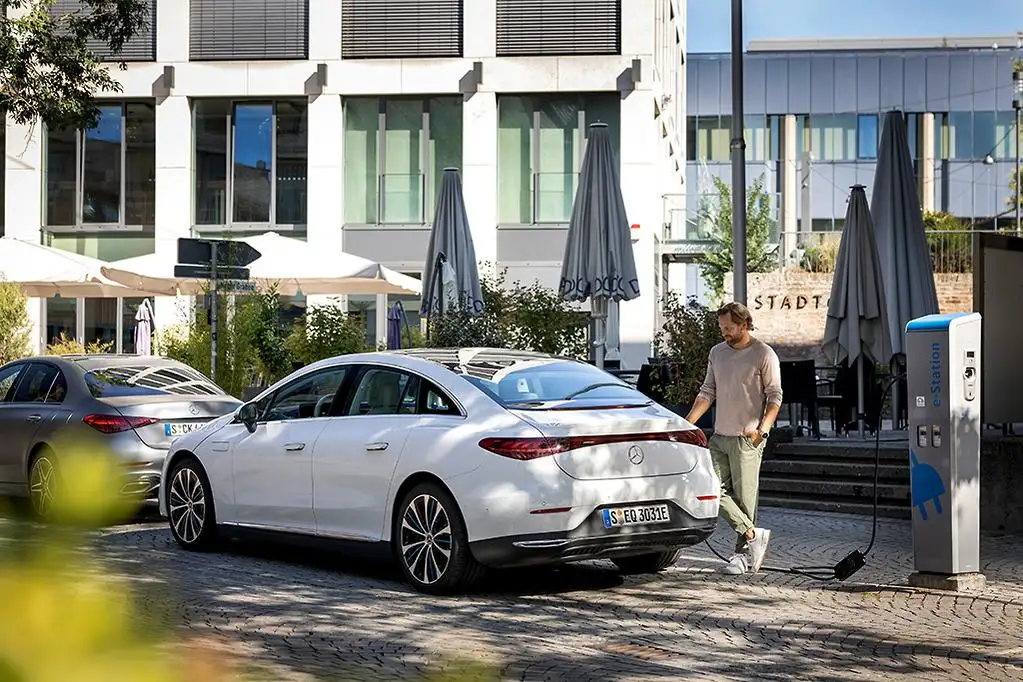 Mercedes-Benz Wallbox for Detached Garages
